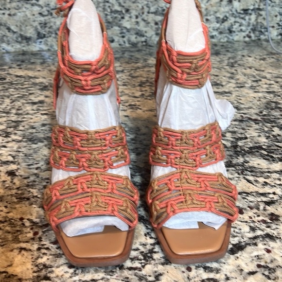 Sam Edelman Twisted Heel Macrame Sandals - Picture 3 of 13
